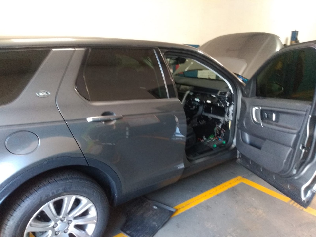 Discovery – Land Rover - 3