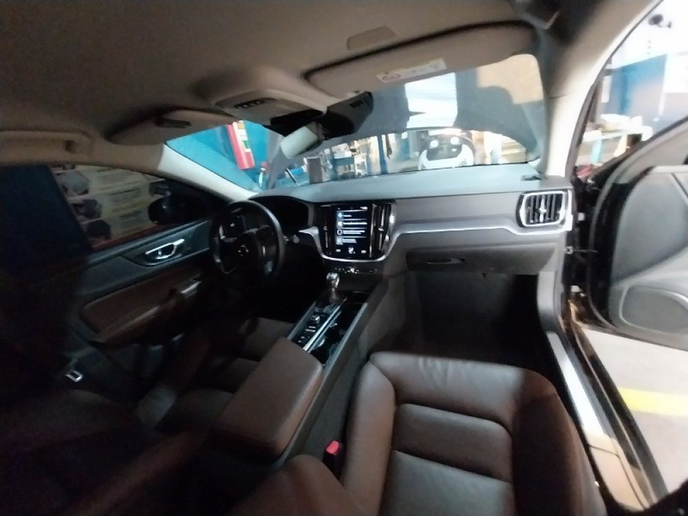 VOLVO S60 T4 MOMENTUM 2019/2020 - 3