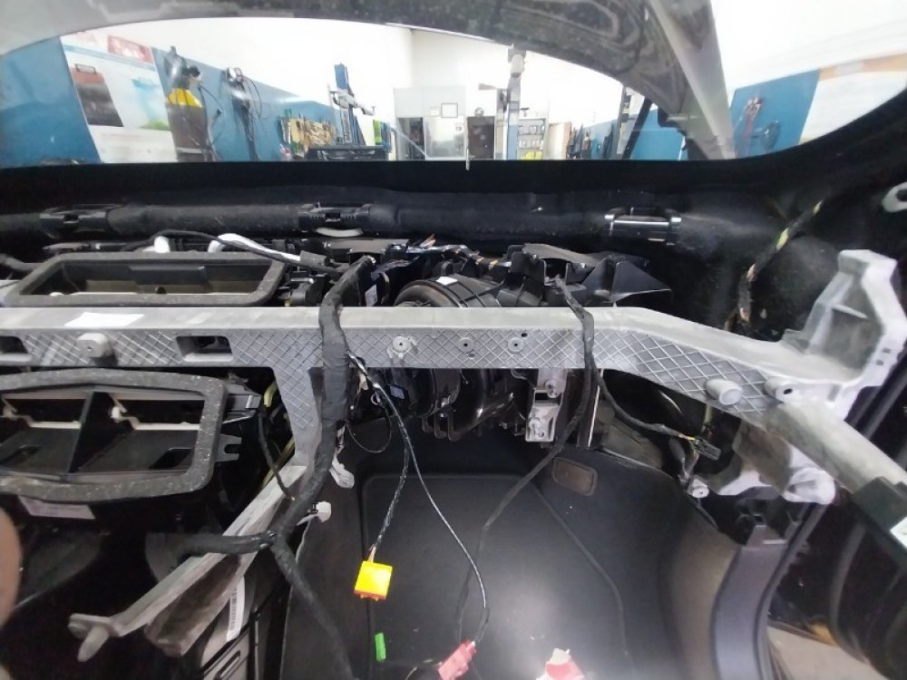 VOLVO S60 T4 MOMENTUM 2019/2020 - 10